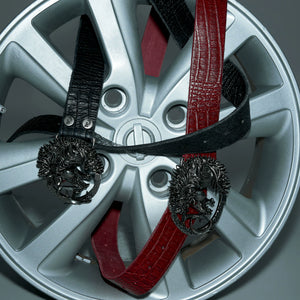 Crocodile-Embossed Horse-Head Leather Belt | 110cm - main image 2