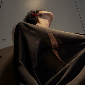 Deep V-Neck Linen-Blend Long-Sleeve T-Shirt - main image 4