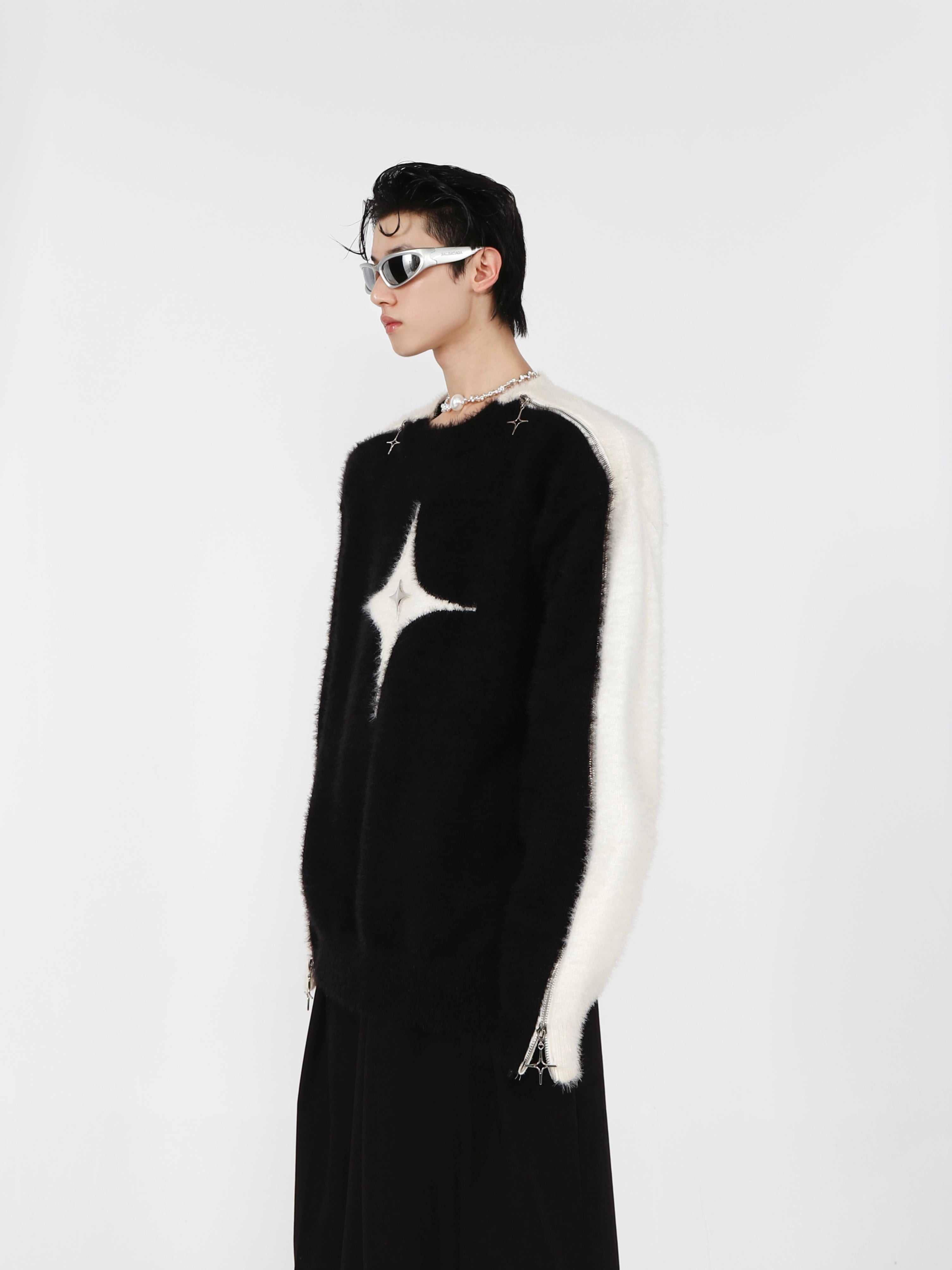 Black-White Mohair Sweater with Metal-Zip Streetwear Design