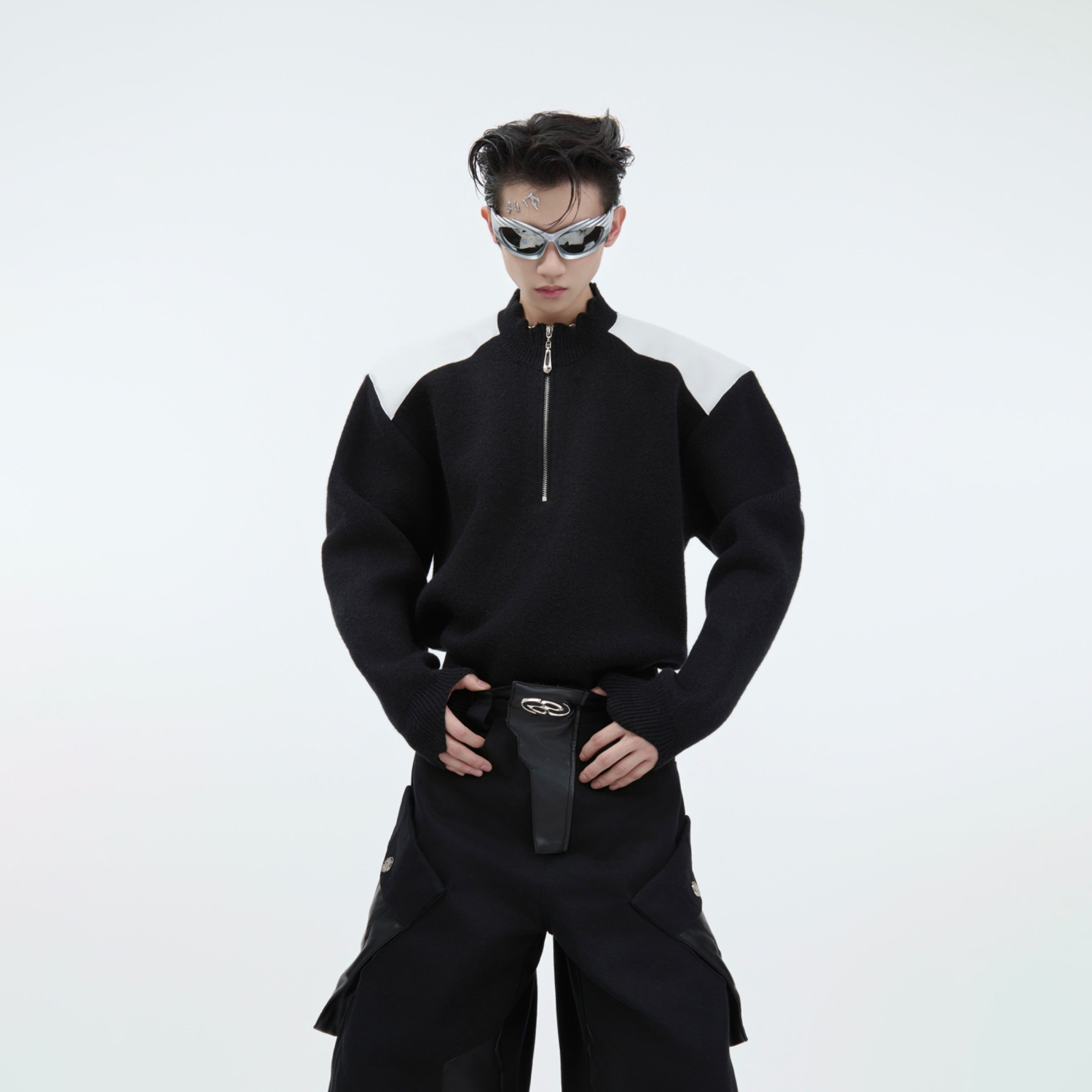 Deconstructed Knit Sweater with Metal Zipper - Winter Streetwear