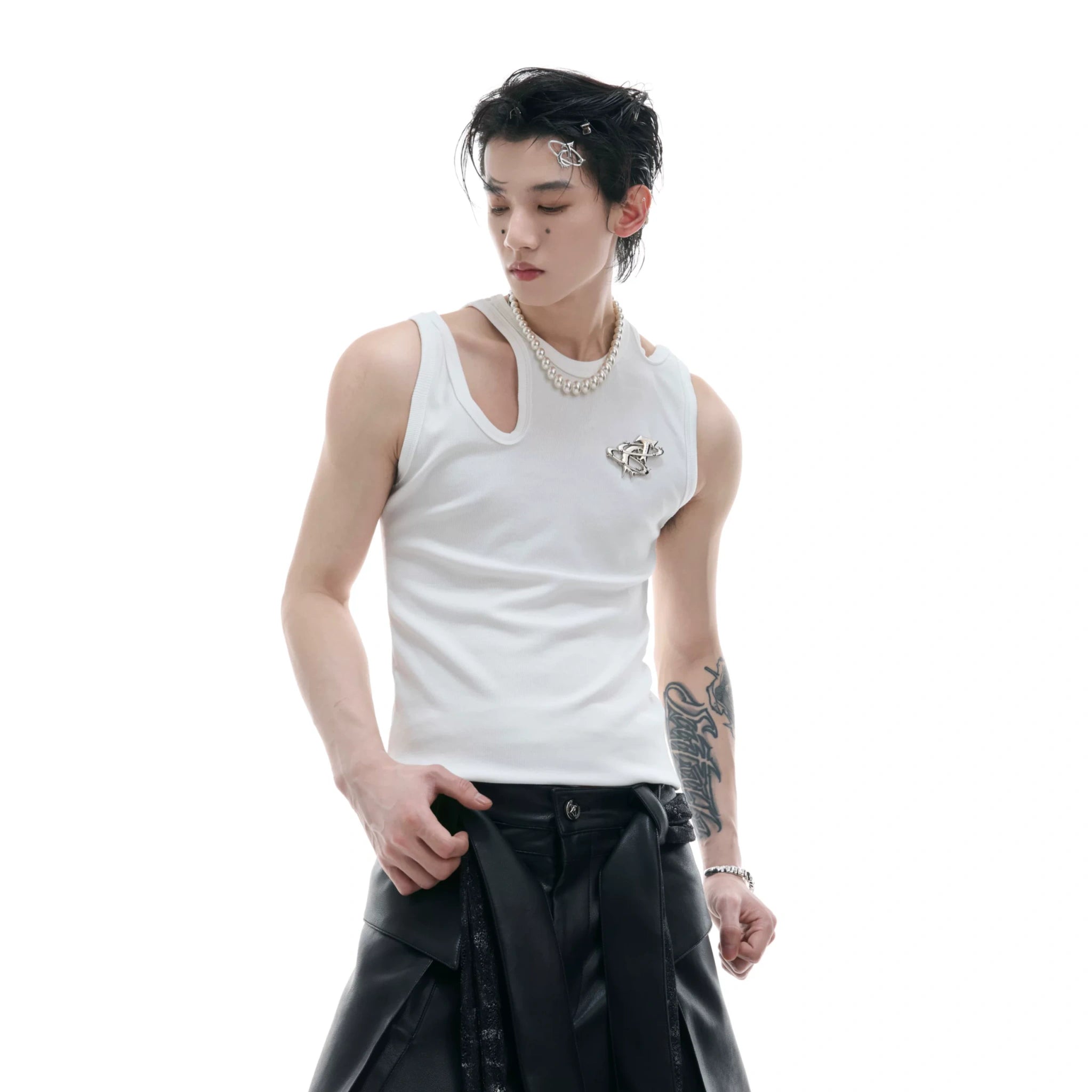Cutout Metal-Detail Tank Vest | Argue Culture - main image 2