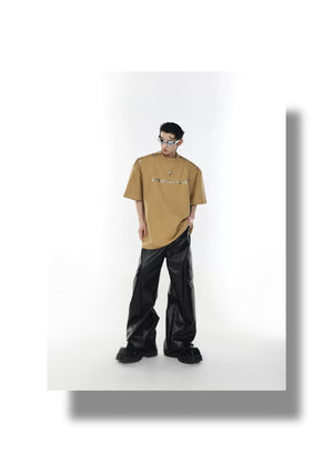 desc::deconstructed-metal-buckle-off-shoulder-streetwear-tee-detail-img-12