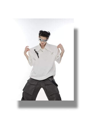 desc::deconstructed-metal-buckle-padded-shoulder-avant-garde-tee-detail-img-13
