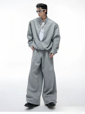 desc::deconstructed-mock-neck-sweatshirt-baggy-pants-set-detail-img-4