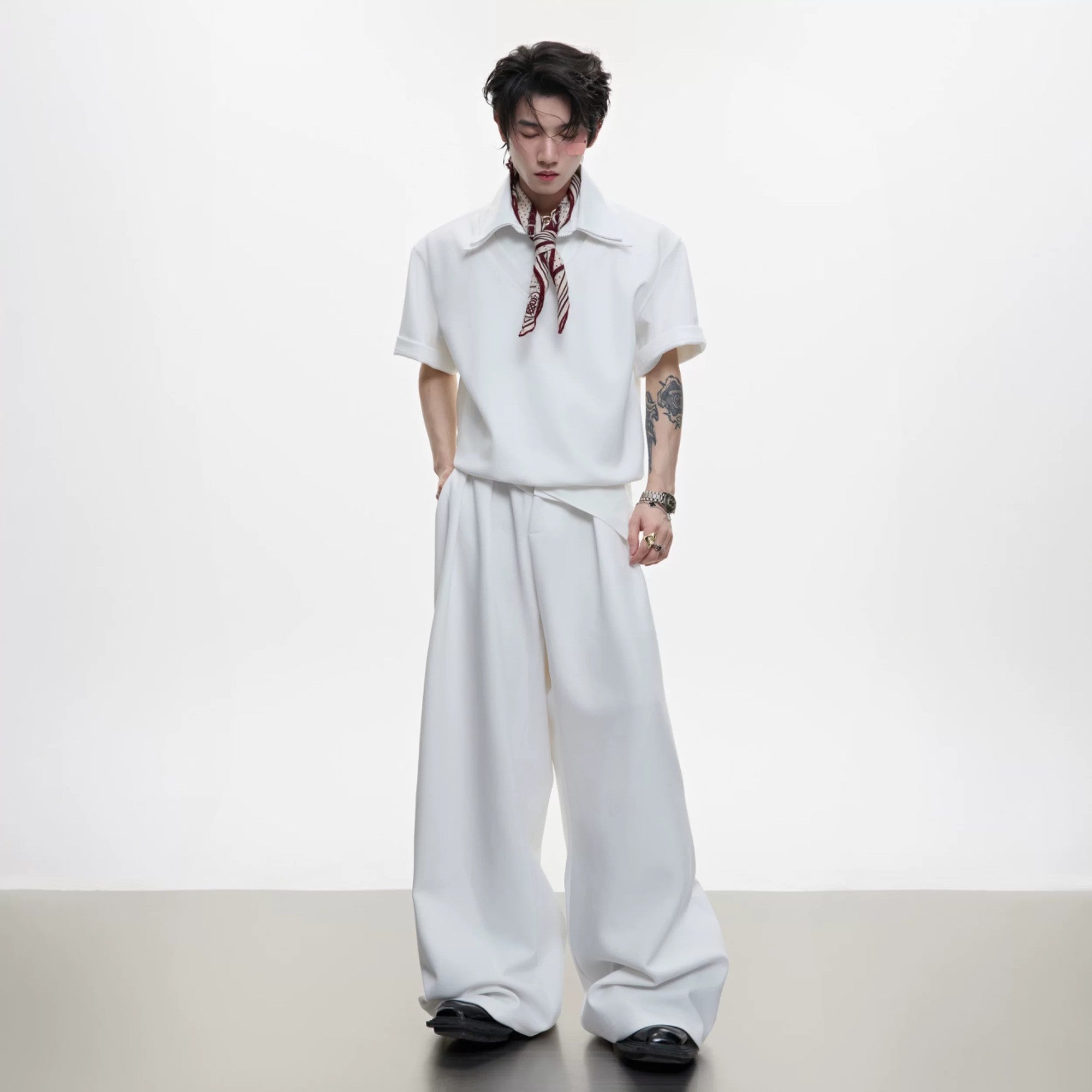 Men's black relaxed sport set with double collar design