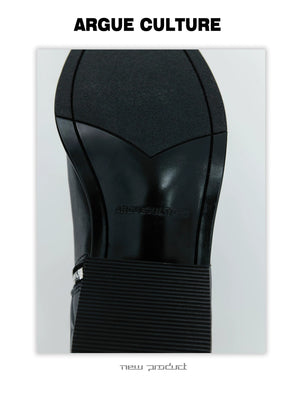desc::embossed-spine-distressed-leather-chelsea-boots-detail-img-11