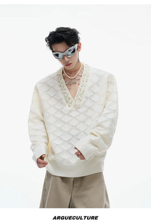 desc::heavyweight-argyle-rhinestone-v-neck-knit-sweater-detail-img-5