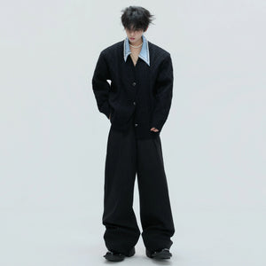 Detail of the thick 95% wool blend knit fabric texture.