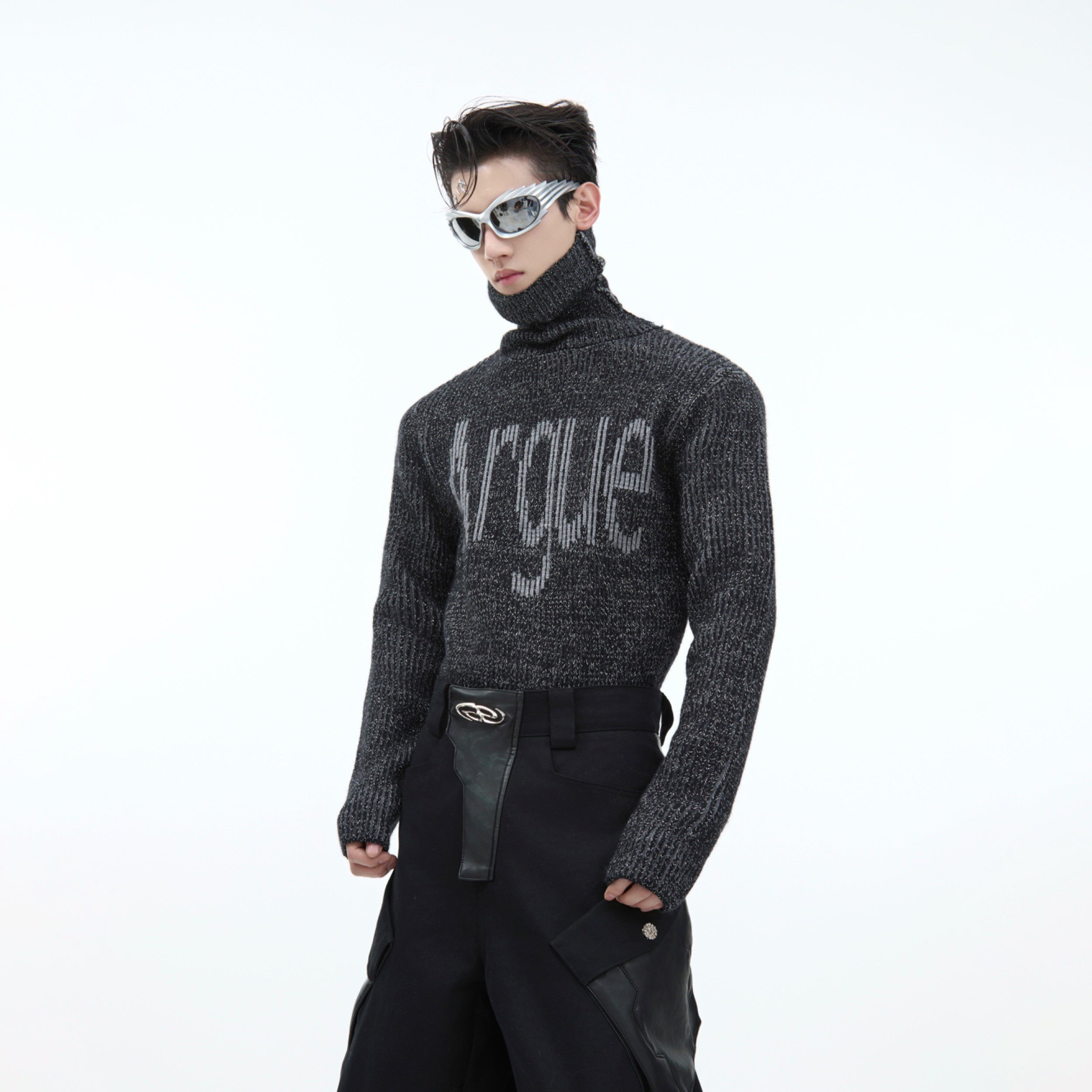 Textured high-neck slim knit sweater with silver thread detailing, perfect for fall winter streetwear fashion