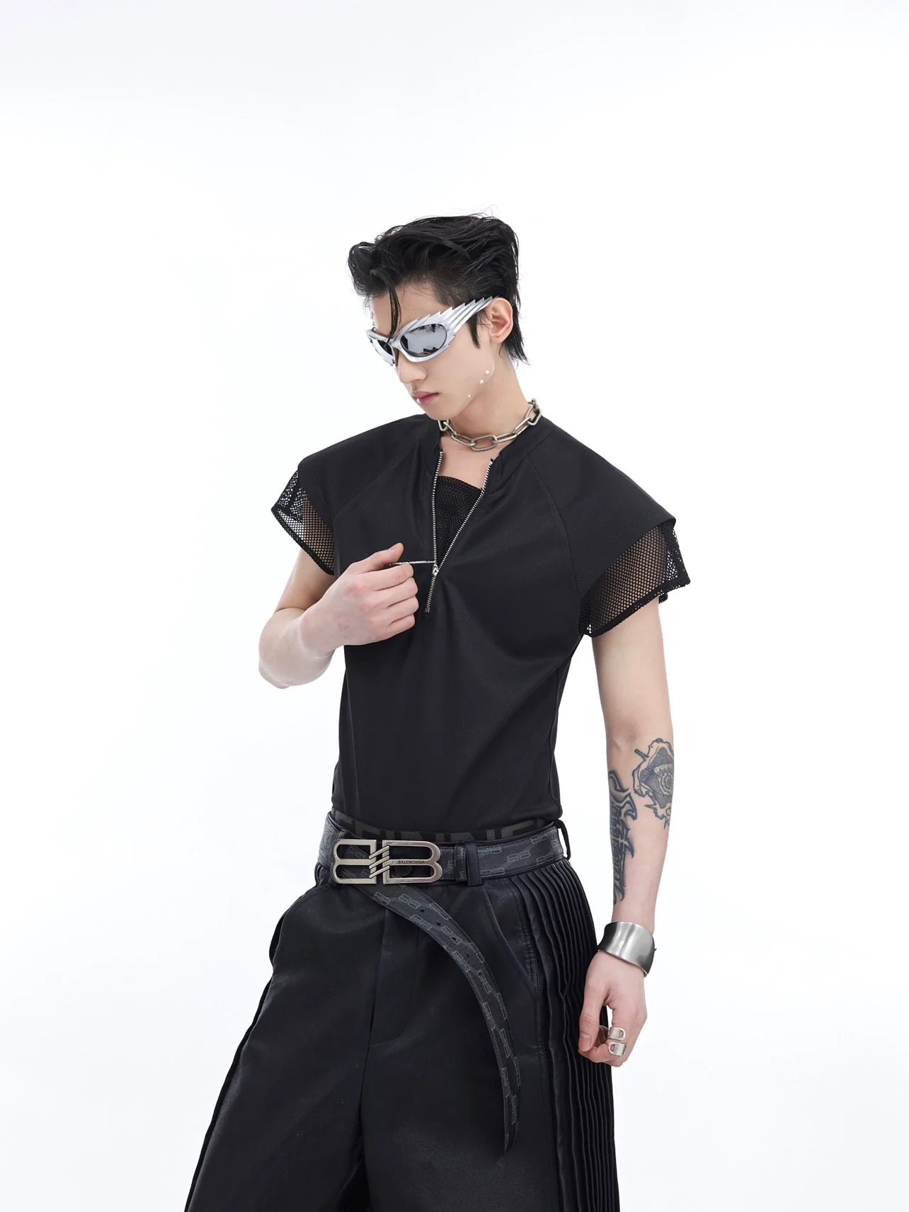 Edgy punk mesh vest tee with striking metal zipper details for bold streetwear looks