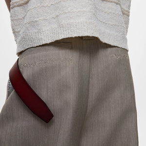 Close up of the high-quality cotton wool blend fabric and contrast stitching