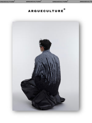 desc::oversized-color-block-mohair-mock-neck-sweater-detail-img-5