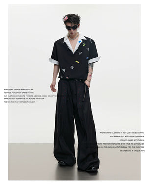 desc::oversized-v-neck-faux-two-piece-graphic-sticker-polo-tee-detail-img-2