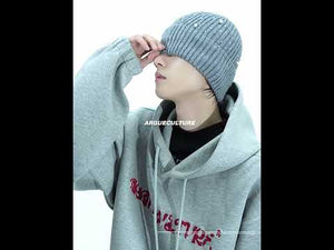 Shimmer Pearl Knit Beanie for Avant-Garde Streetwear | ArguE CulturE