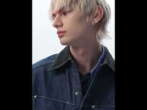 360-degree video showcasing the snake print PU leather spliced tee with vintage denim streetwear details