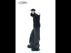 Video showcasing how to wear this oversized knit sweater with metallic zipper for streetwear looks