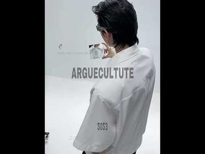 360-degree video showcasing the mirror details and deconstructed design of this streetwear jacket