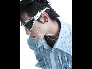 360-degree video showing all angles of this unique pearl-embellished oversized streetwear shirt