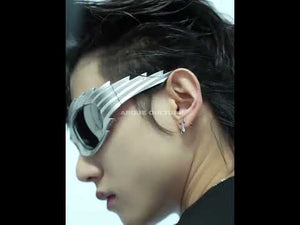 360-degree video showcase of lava design T-earrings demonstrating the unique shape and urban jewelry style