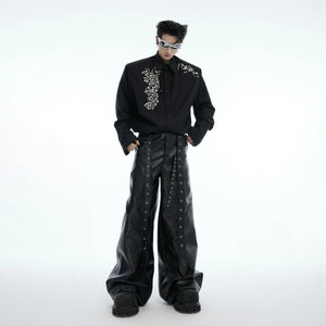 Detailed texture of the wrinkle-resistant composite fabric and luster.