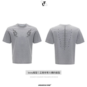 snake-eye-spine-studded-slim-fit-tee-streetwear-top-black
