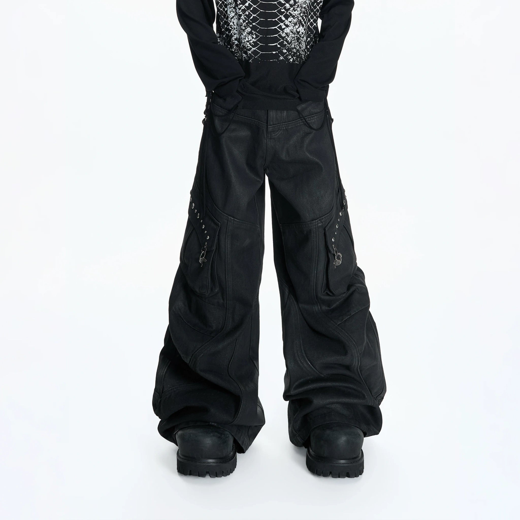 Black Waxed Cotton Cargo Jeans with Double Pleats - main image 1