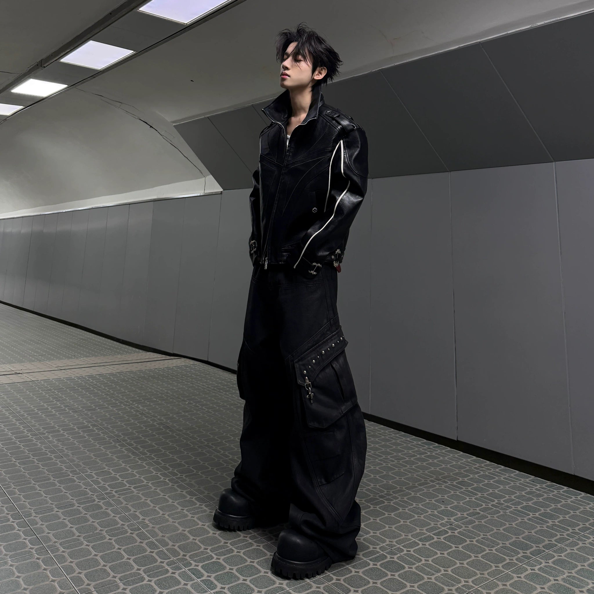 Black Waxed Cotton Cargo Jeans with Double Pleats - main image 3