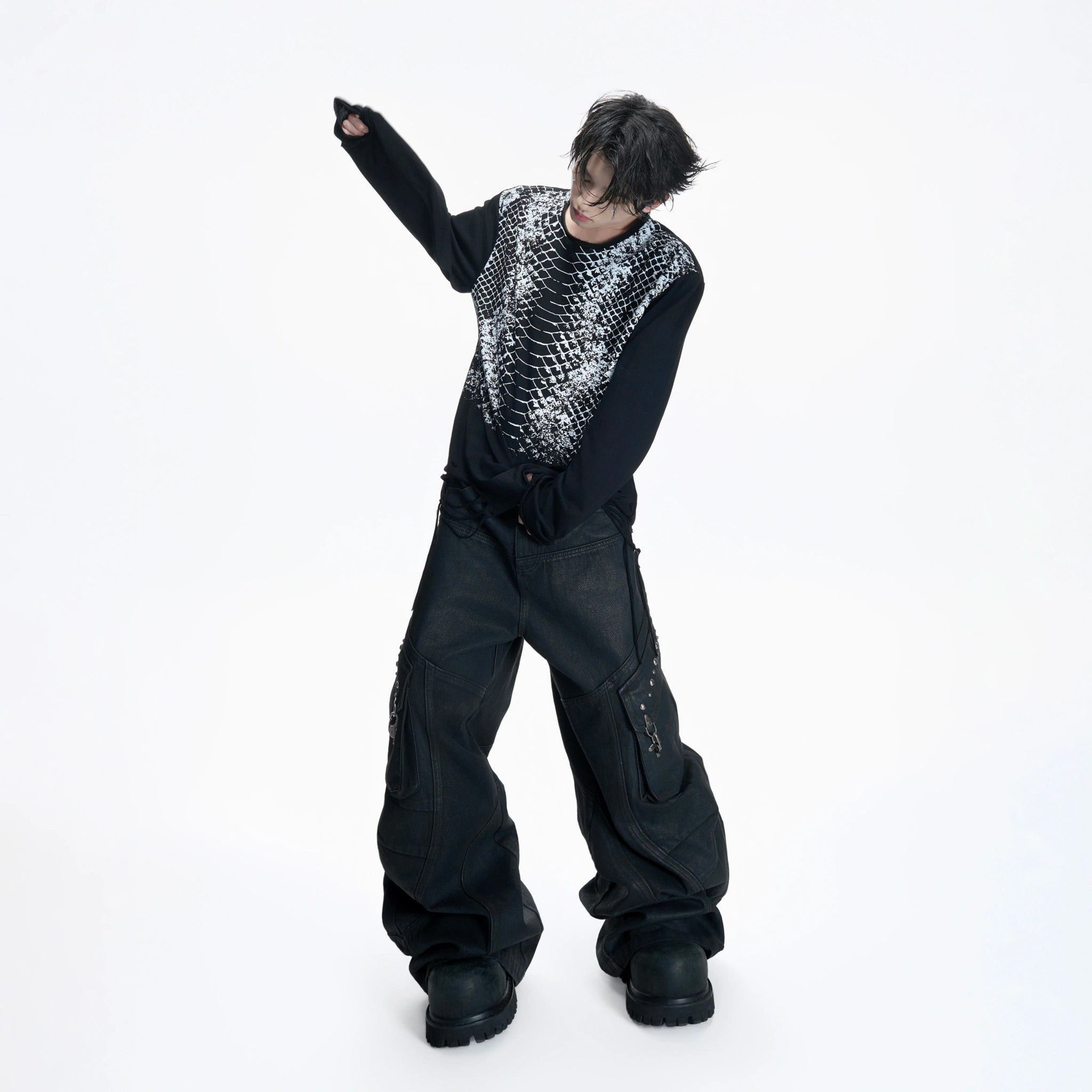 Black Waxed Cotton Cargo Jeans with Double Pleats - main image 4