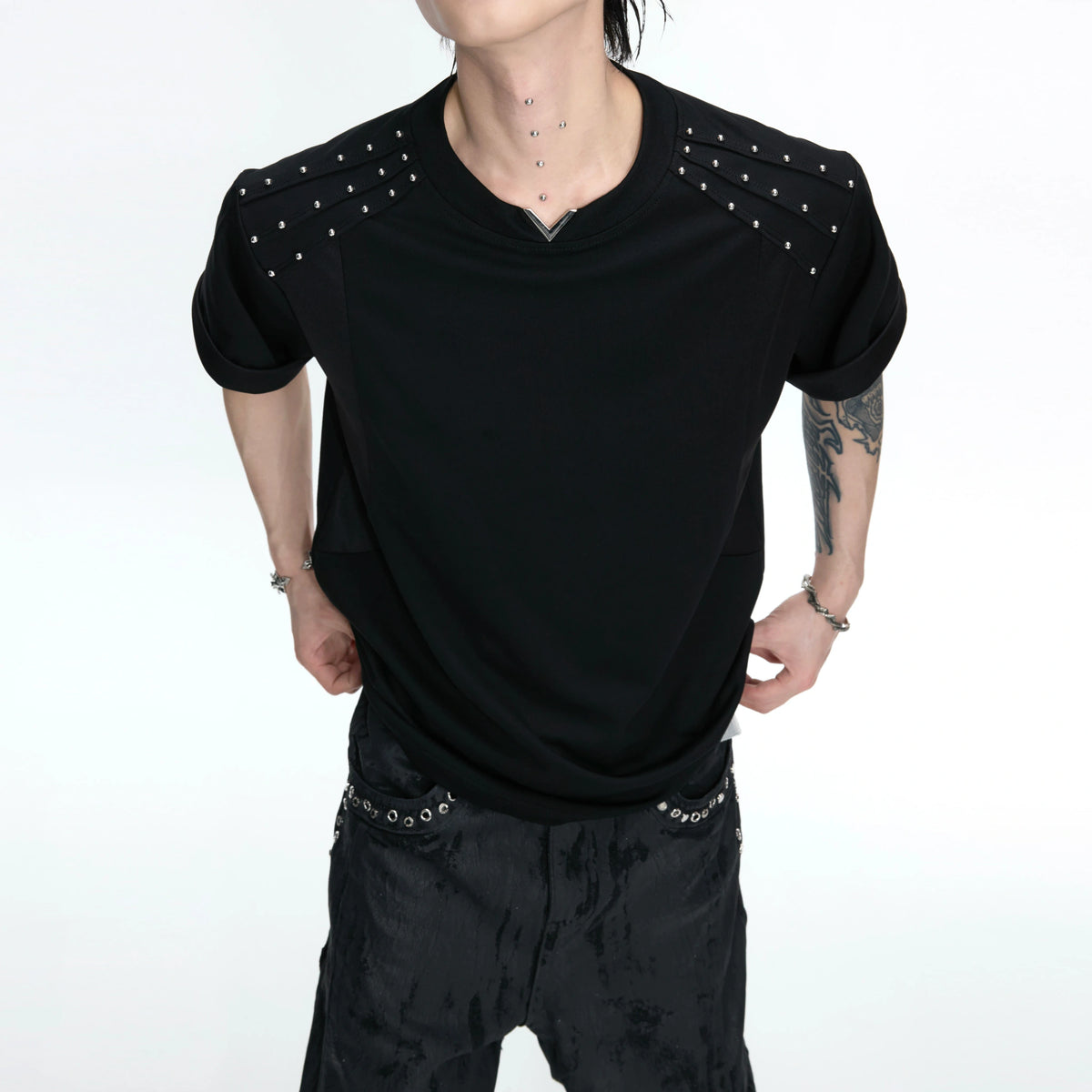 Boxy Black V-Neck Rivet T-Shirt with Mesh Lining - main image 1