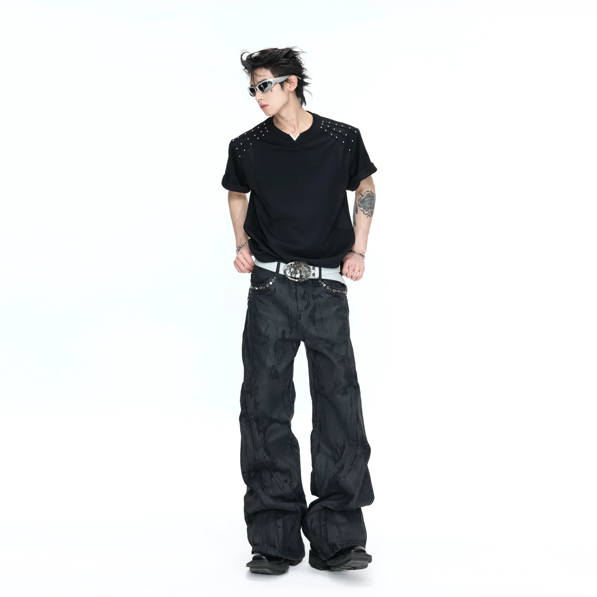 Boxy Black V-Neck Rivet T-Shirt with Mesh Lining - main image 5