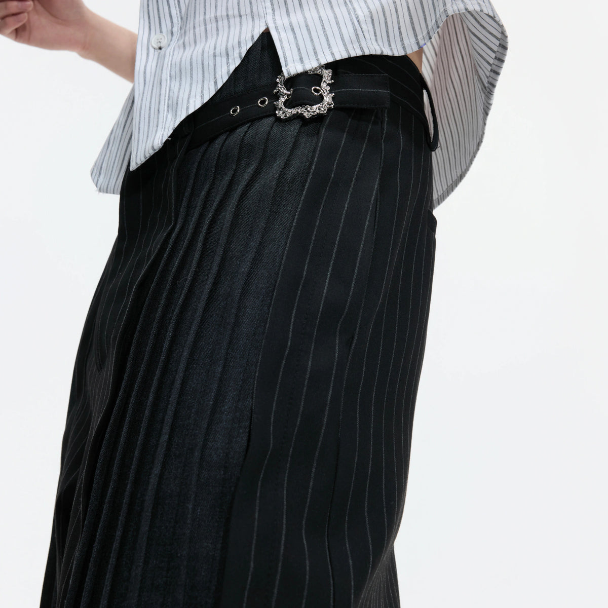 Pleated Stripe Wide-Leg Trousers in Black - main image 4