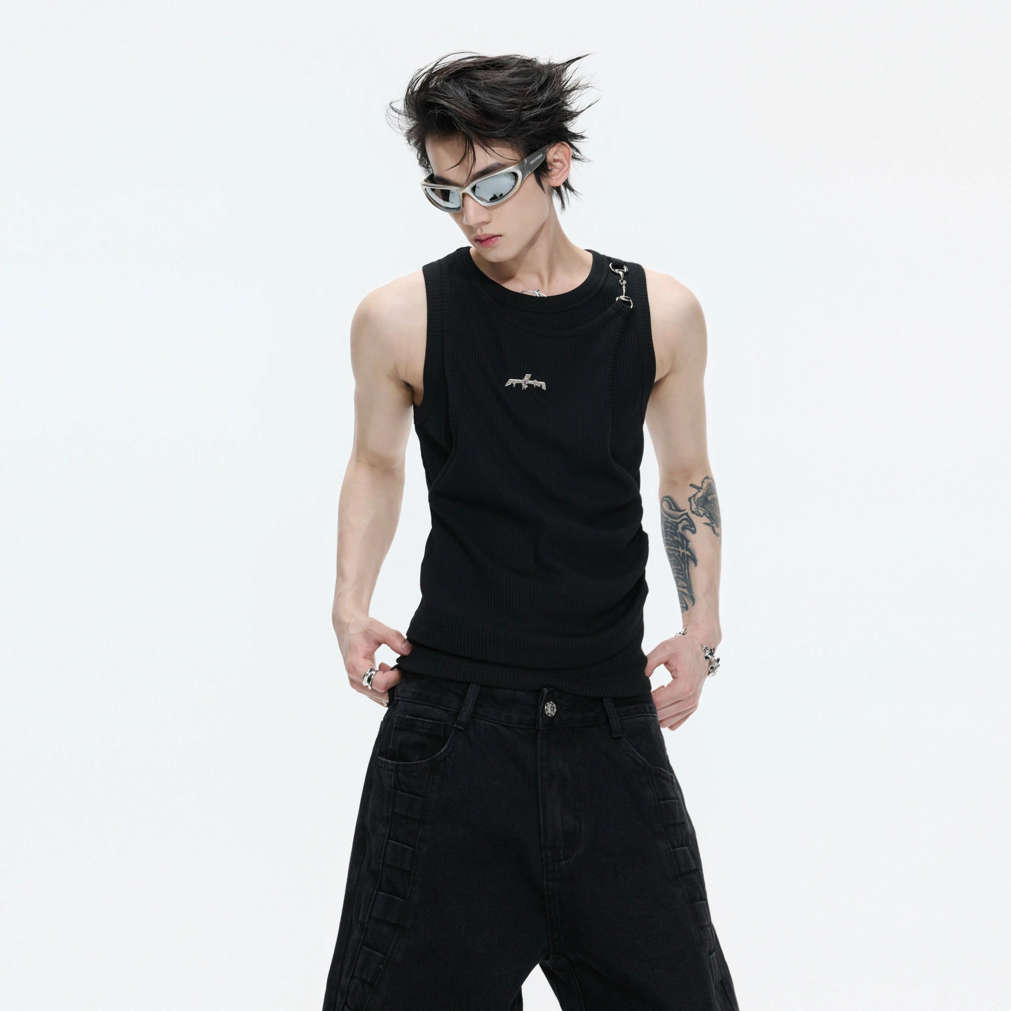 Faux-Layer Ribbed Tank with Metal Hardware - main image 2