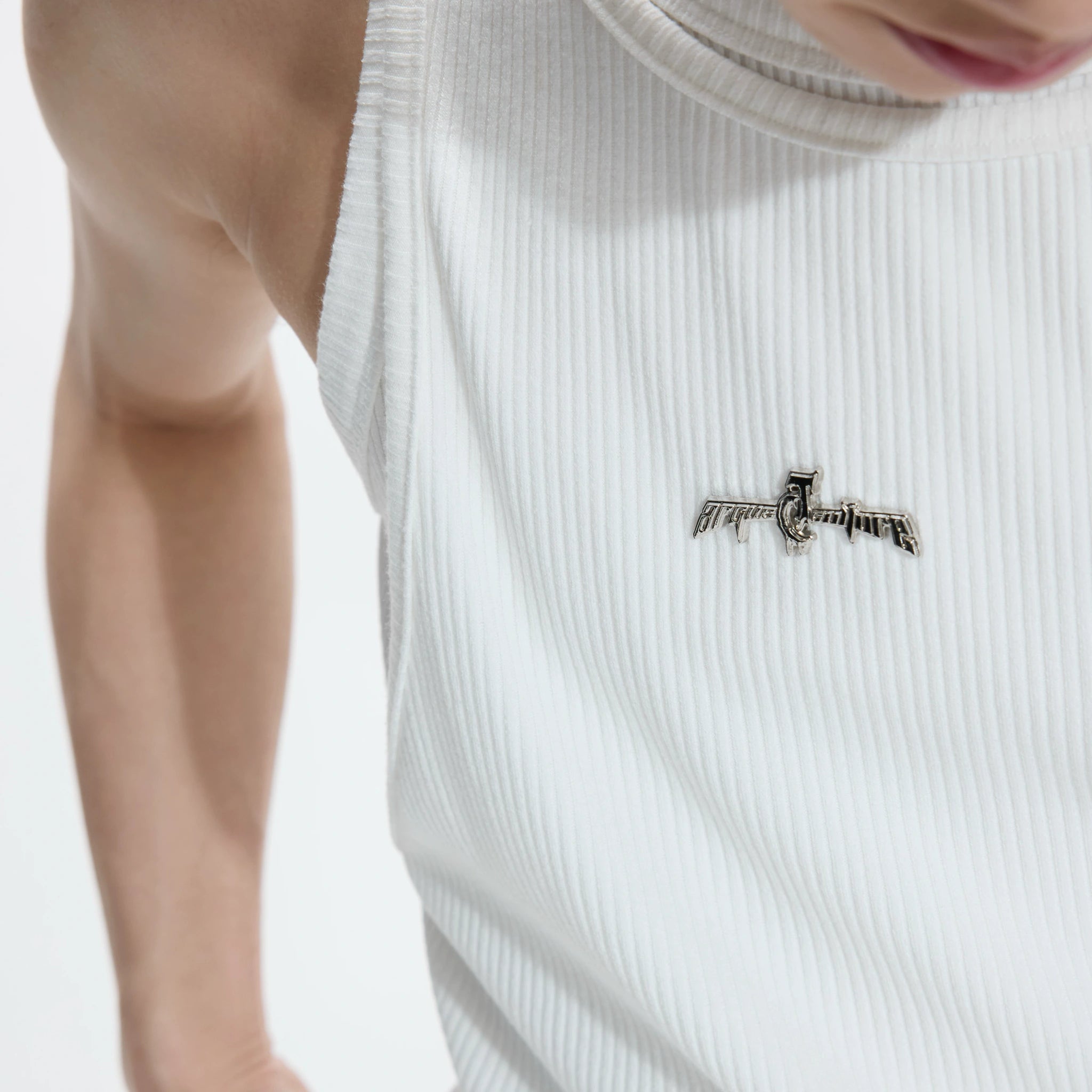 Faux-Layer Ribbed Tank with Metal Hardware - main image 3