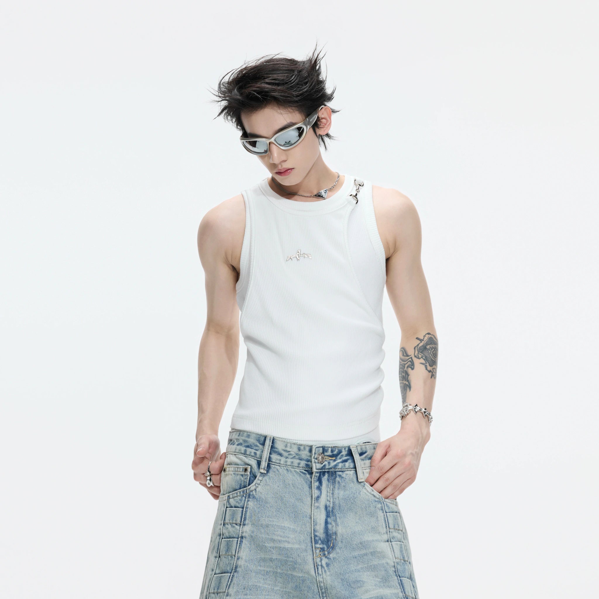 Faux-Layer Ribbed Tank with Metal Hardware - main image 5