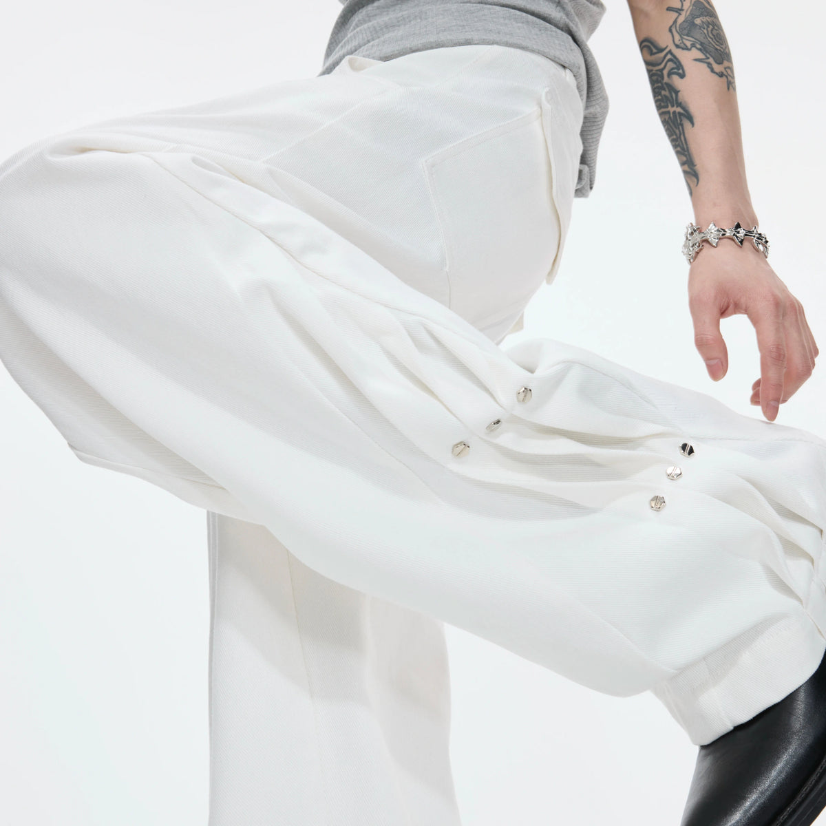 Pleated Rivet Straight-Leg Jeans | Cotton Denim - main image 3