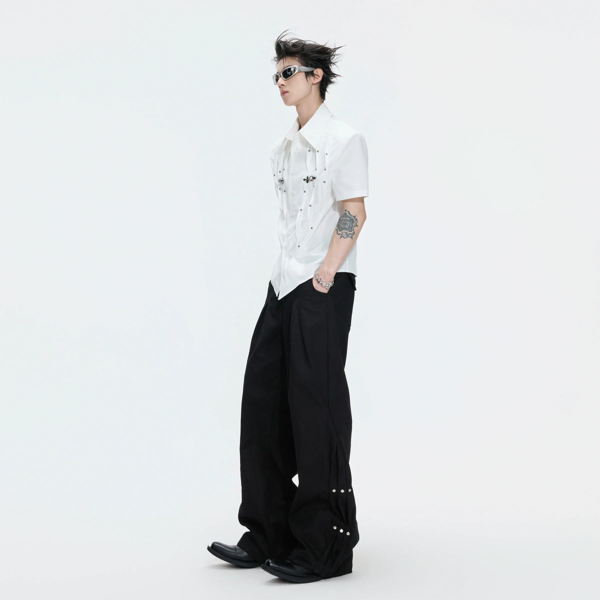 Pleated Rivet Straight-Leg Jeans | Cotton Denim - main image 4