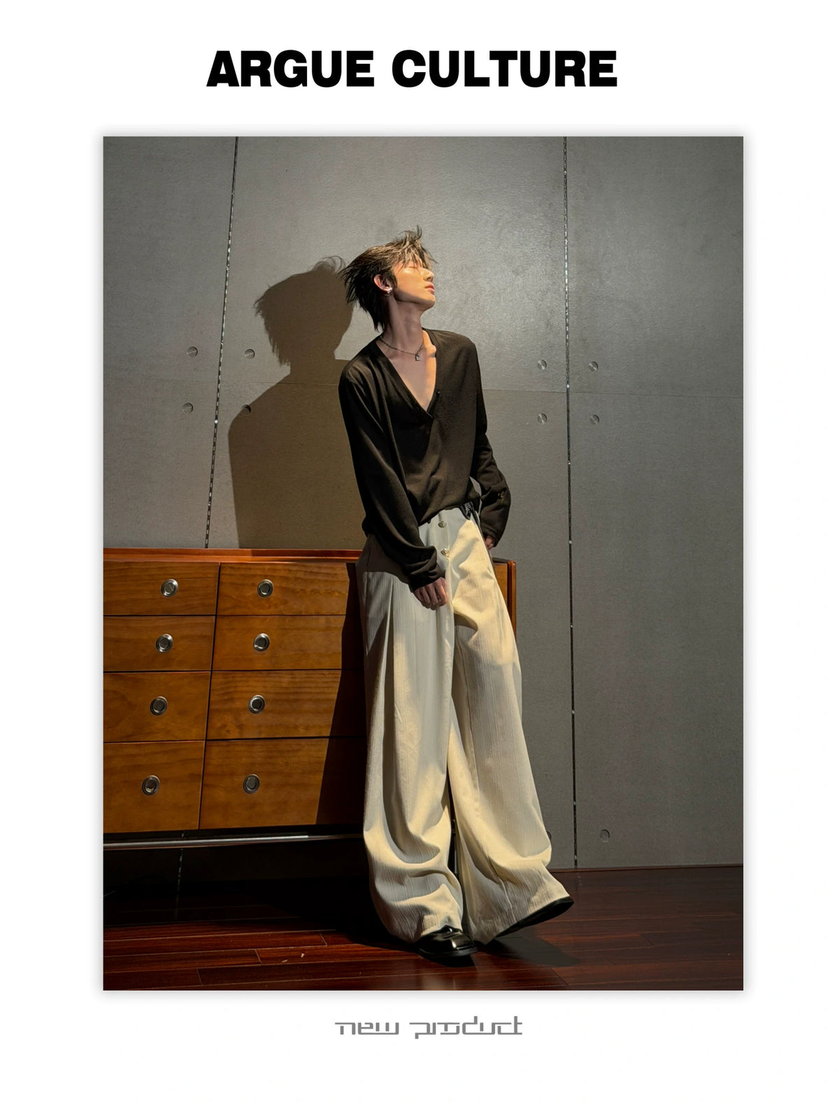 Deep V-Neck Linen-Blend Long-Sleeve T-Shirt - description image 19