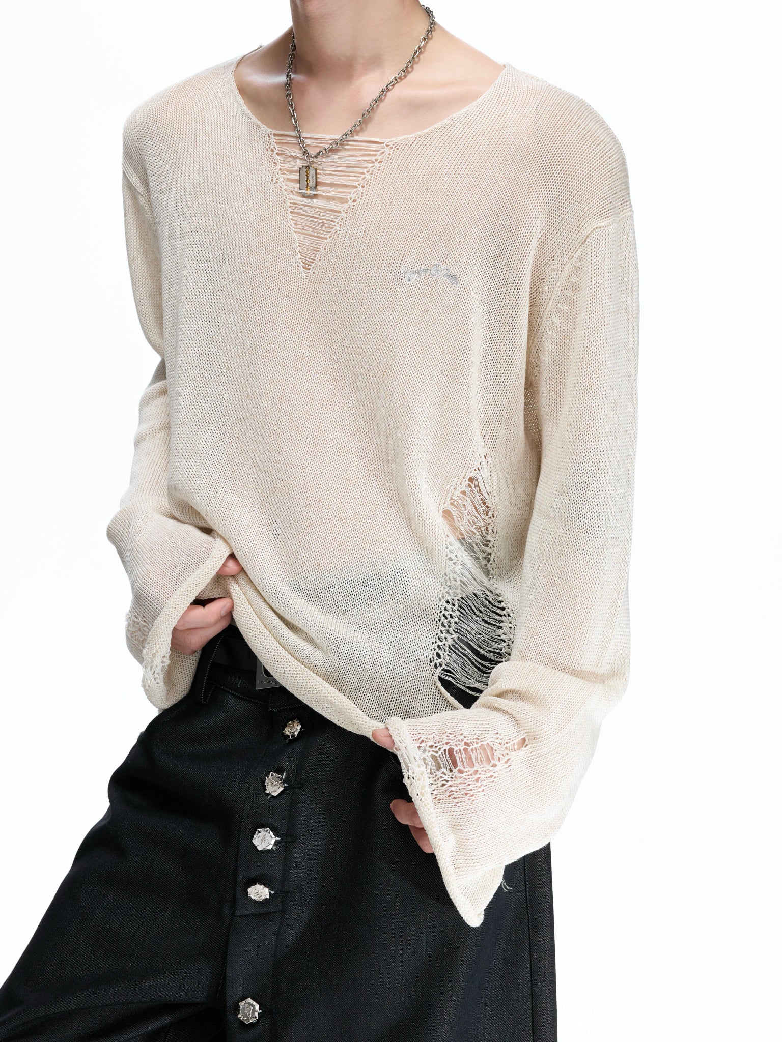 Frayed Open-Knit V-Neck Sweater in Linen Blend - main image 3