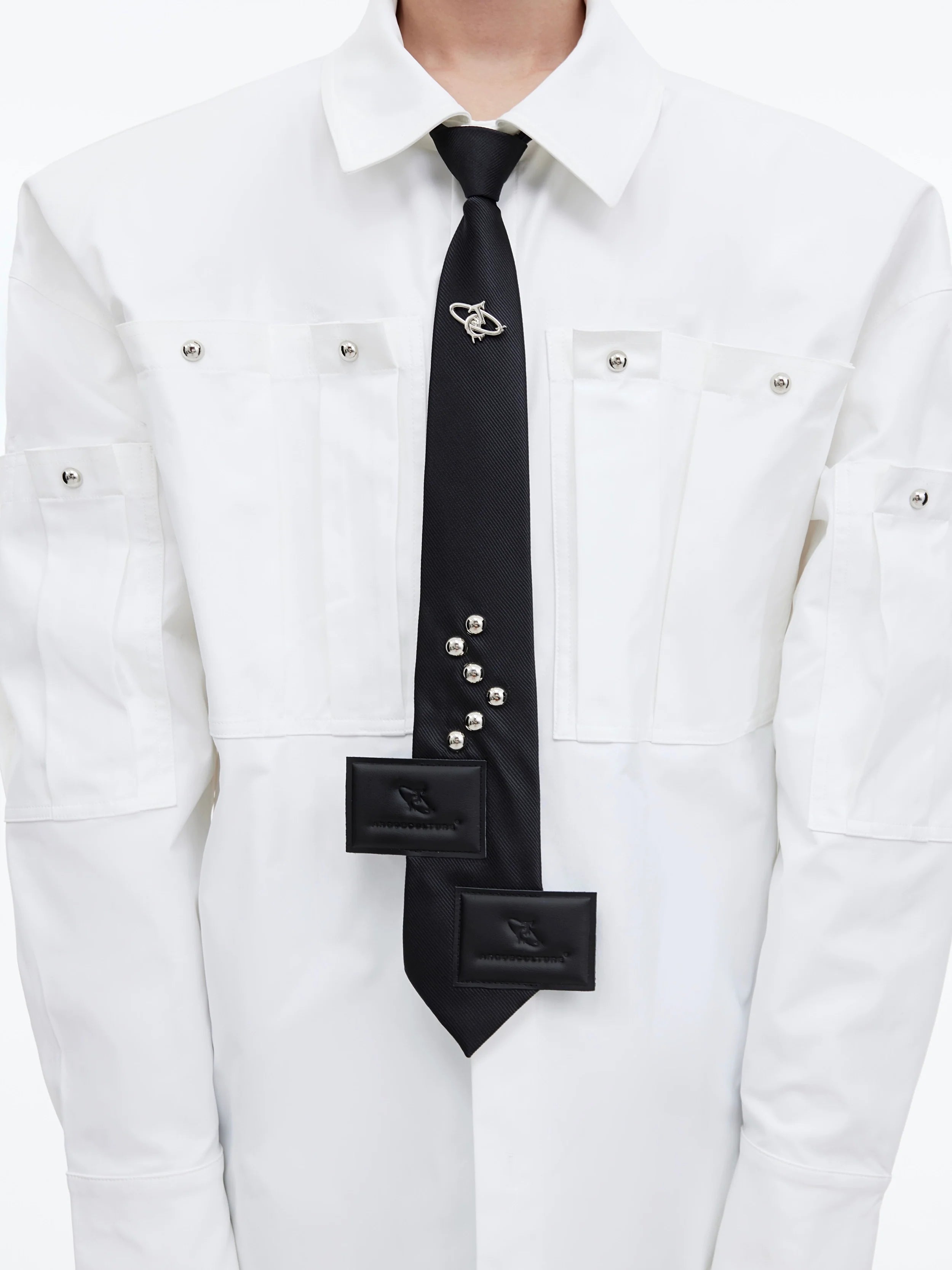 Metal-Logo Black Adjustable Necktie - Streetwear Fashion Accessory