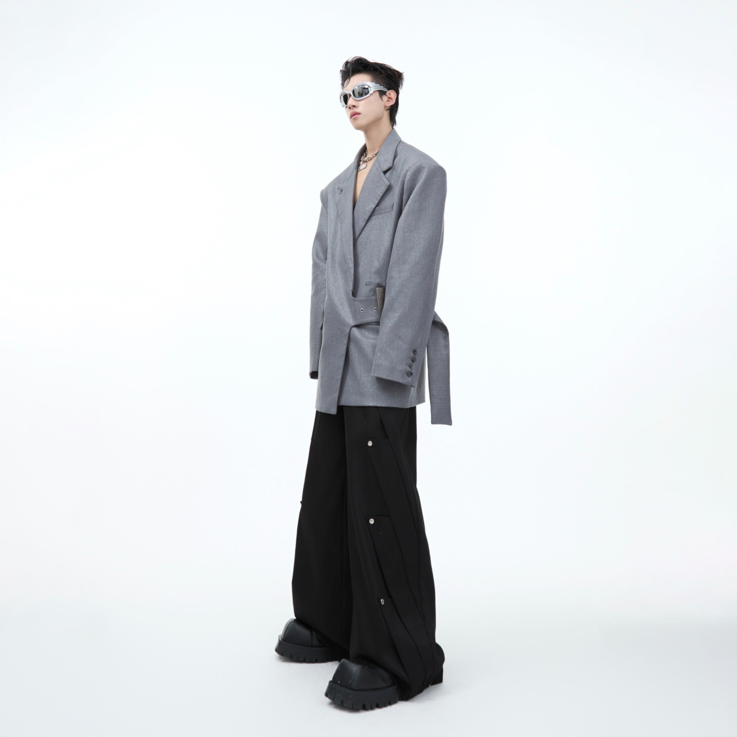Metal-Buckle Shoulder-Pad Blazer - Black Silver Streetwear Jacket