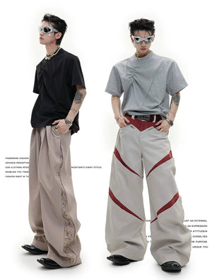 desc::3d-pleated-deconstructed-tee-relaxed-streetwear-fit-detail-img-1