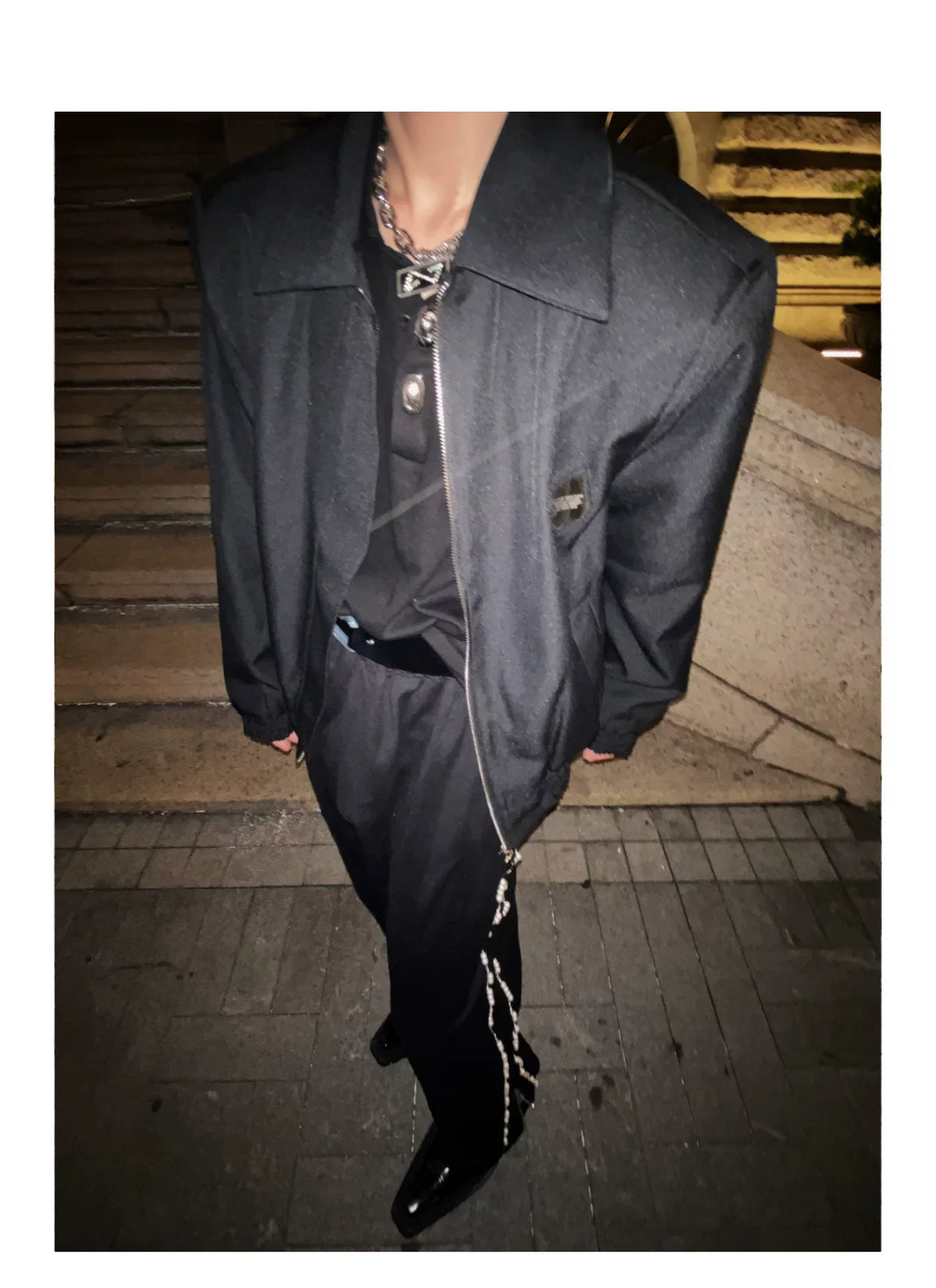 Unisex Cropped Oversized Zip Jacket with Metal Details - description image 16