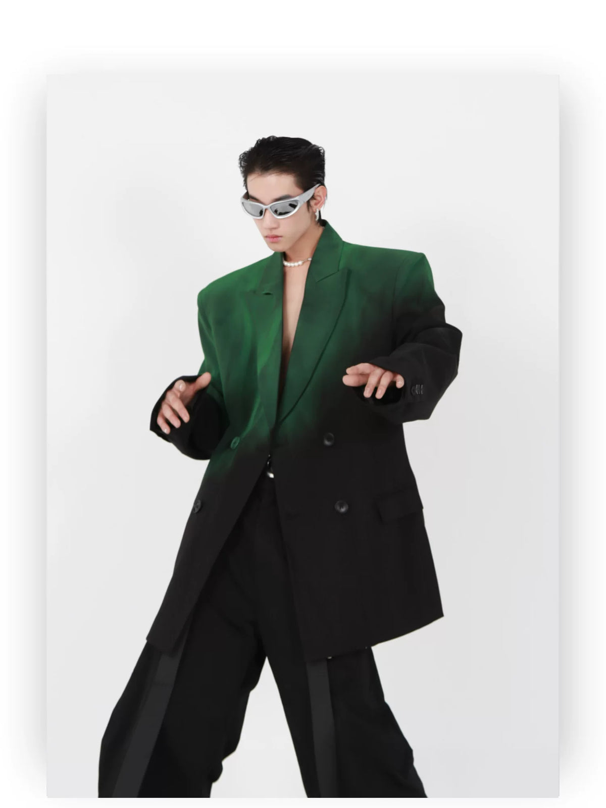 Black Green Gradient Relaxed Double-Breasted Blazer - description image 12