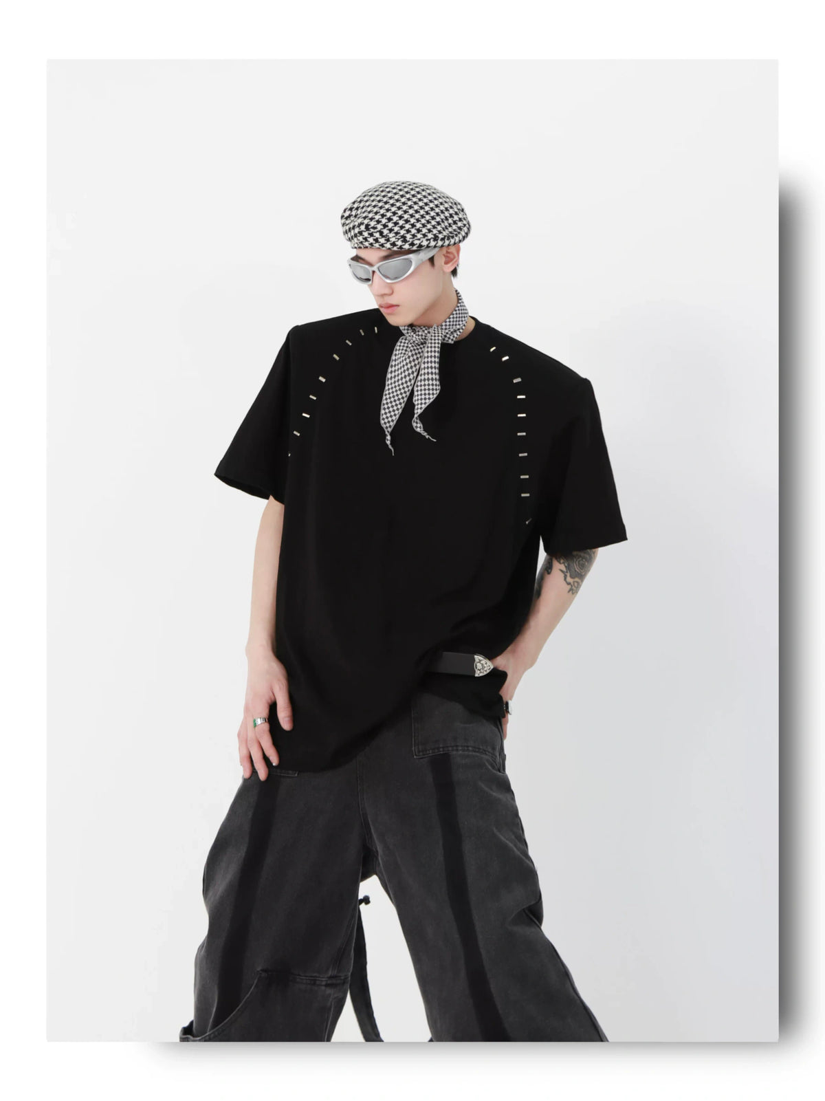 Relaxed Cotton Metal-Bead Shoulder T-Shirt - description image 11