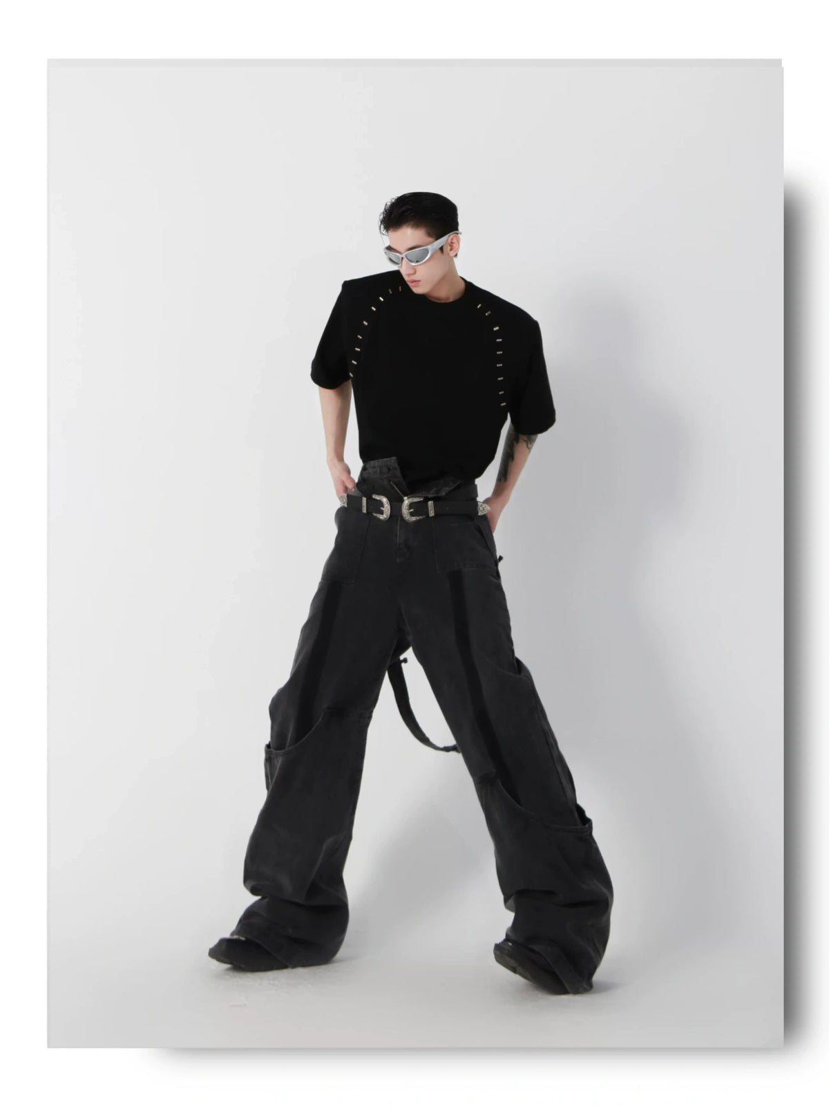 Relaxed Cotton Metal-Bead Shoulder T-Shirt - description image 12