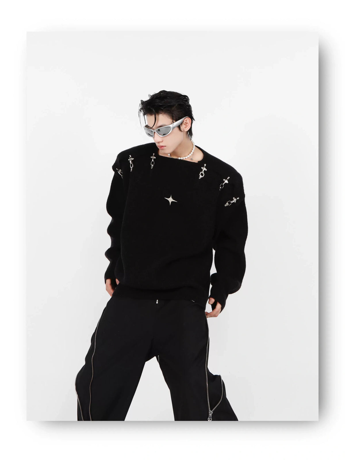 Unisex Metal-Buckle Cutout Knit Sweater | Loose Fit - description image 4