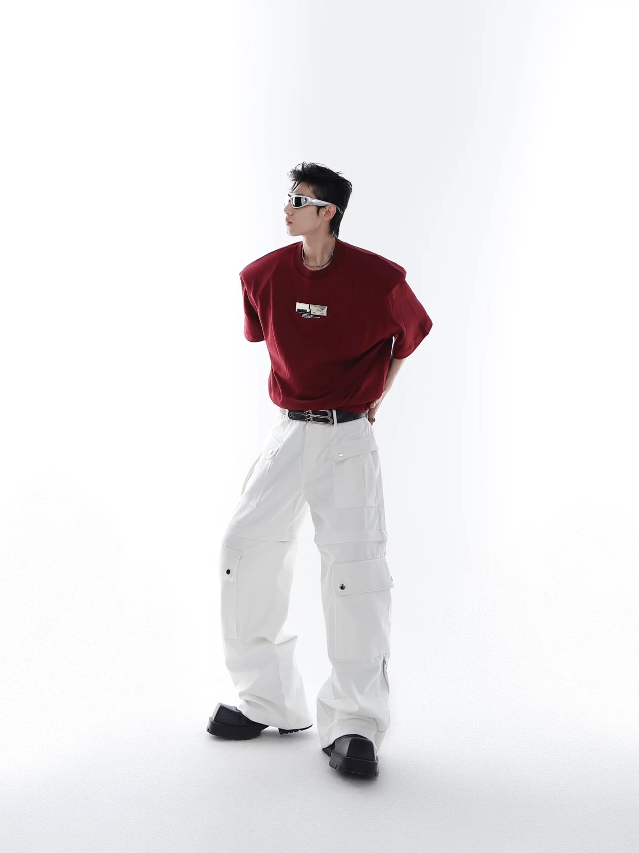 Relaxed 100% Cotton T-Shirt with Metal-Clasp Print - main image 5