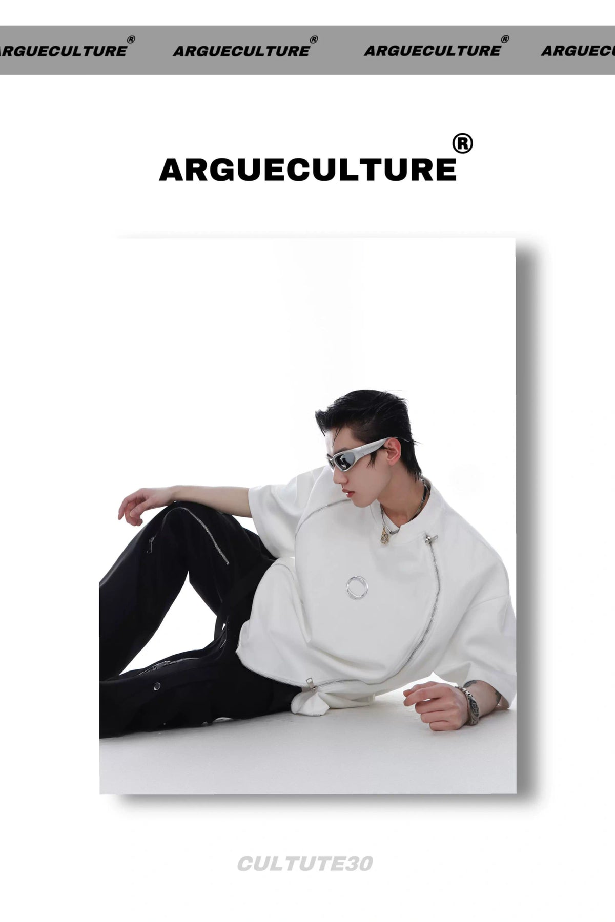 Relaxed Cotton Dual-Zip Metal-Print T-Shirt - description image 11