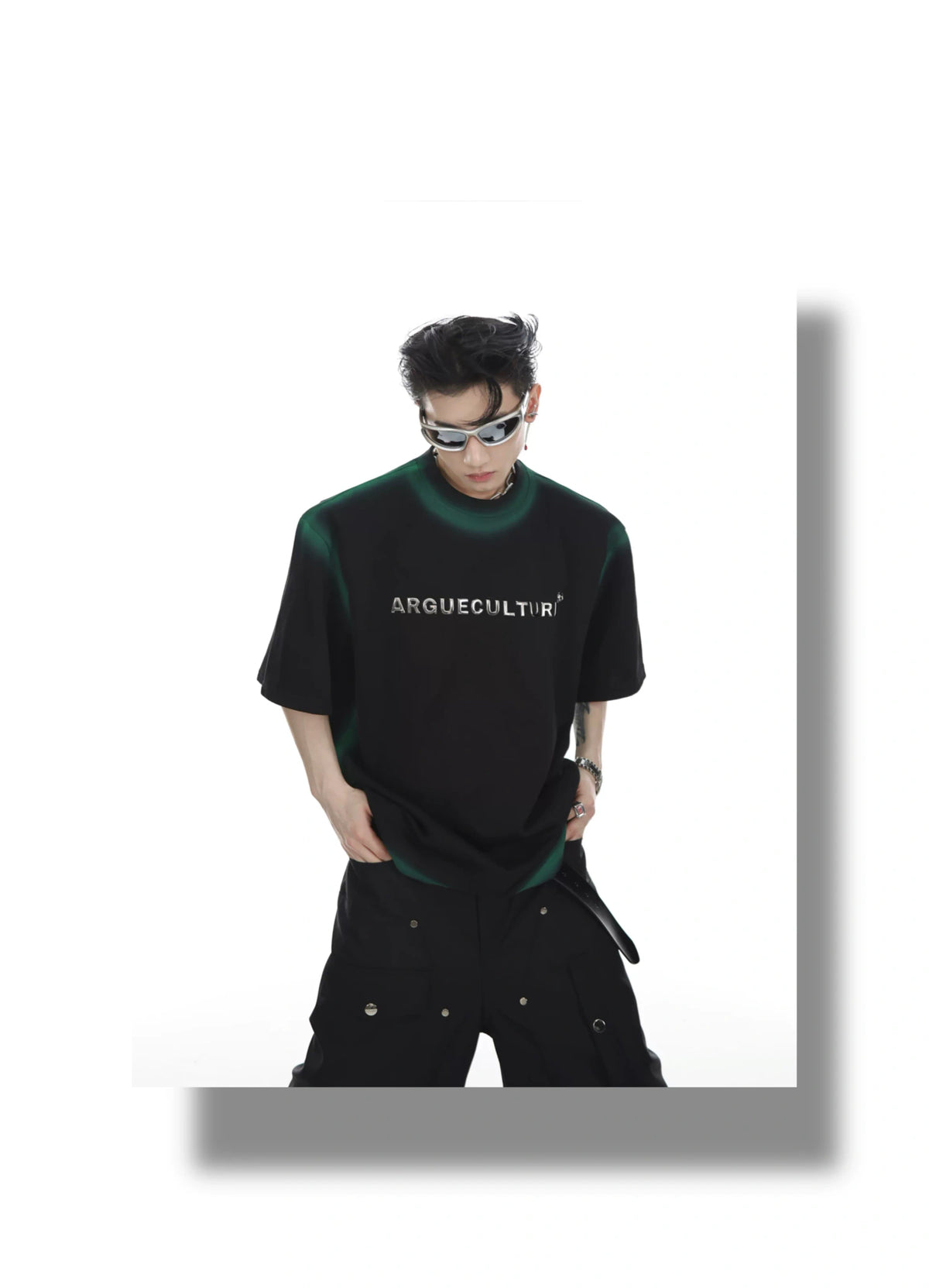 Gradient Metal Print Shoulder T-Shirt | Relaxed Fit - description image 11