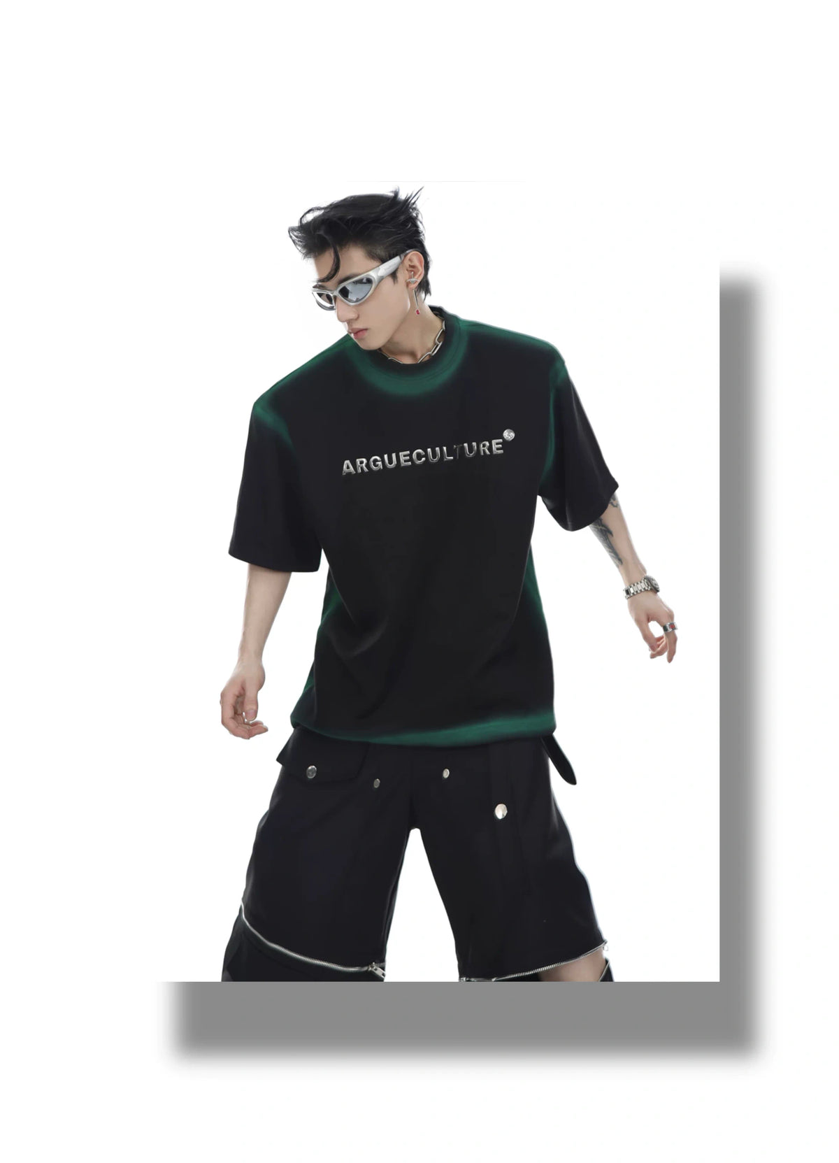 Gradient Metal Print Shoulder T-Shirt | Relaxed Fit - description image 14